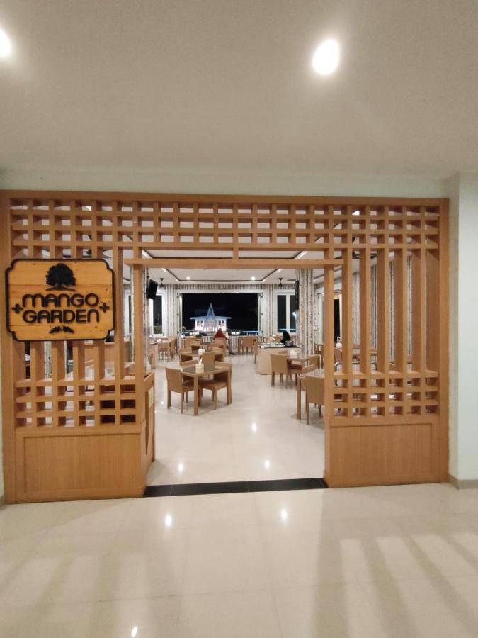 Naka Hotel Kupang Κούπανγκ Εξωτερικό φωτογραφία