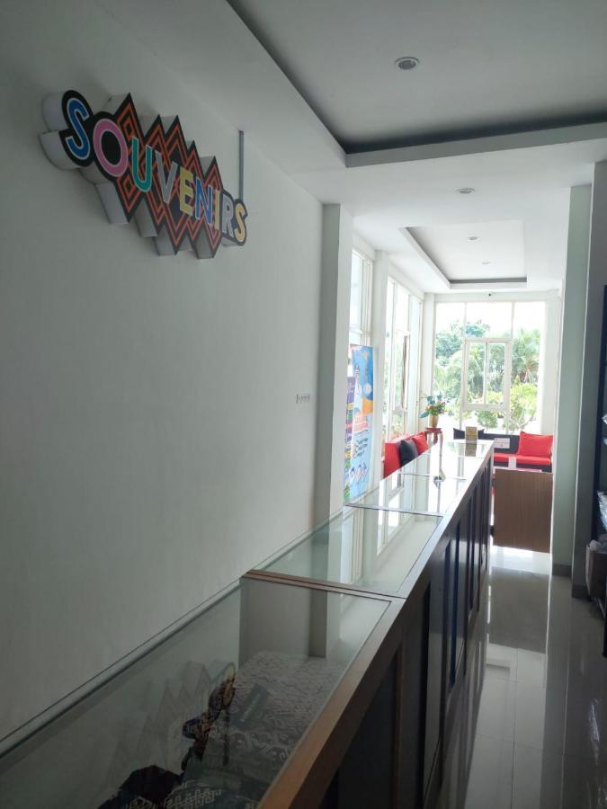 Naka Hotel Kupang Κούπανγκ Εξωτερικό φωτογραφία