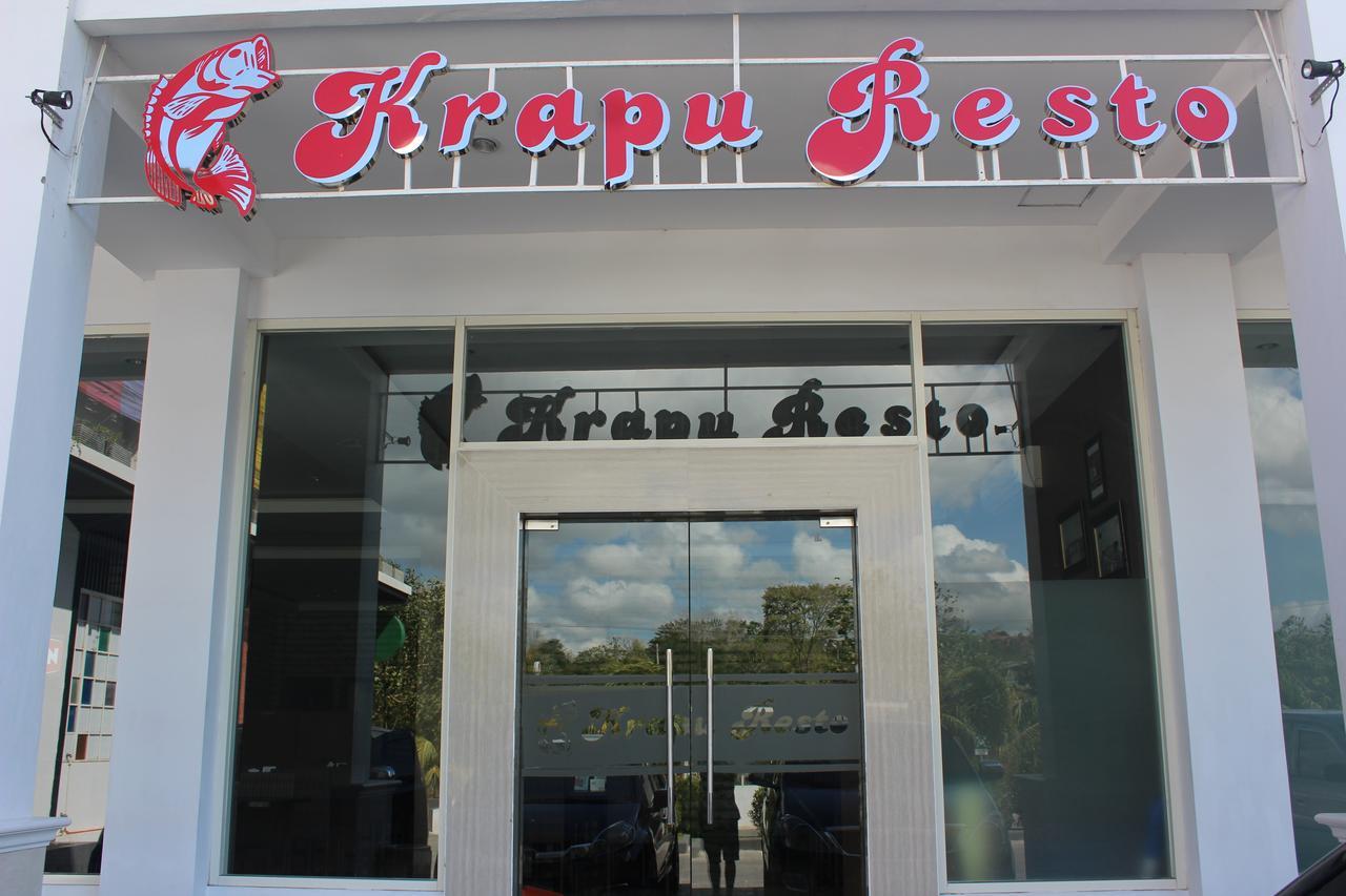 Naka Hotel Kupang Κούπανγκ Εξωτερικό φωτογραφία